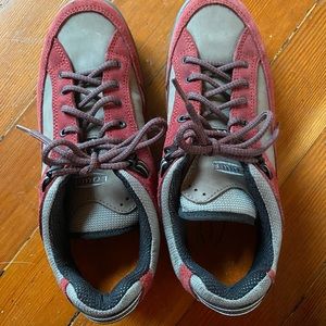 Lowa Tempest Lo hiking shoes Size 8